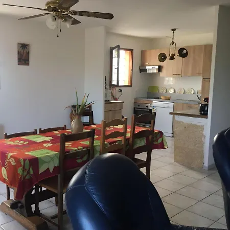 Holiday home Maison Calme
